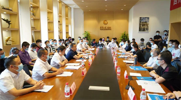 市委常委、组织部部长江彬带队前往清华北大招才引智.jpg 市委常委、组织部部长江彬带队前往清华北大招才引智.jpg