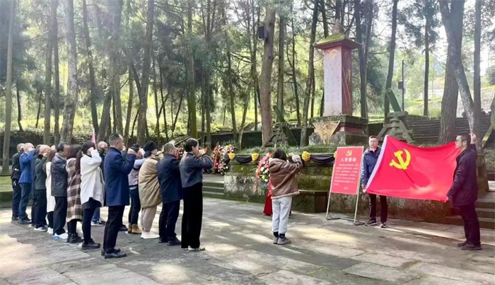 5.jpg 5.jpg