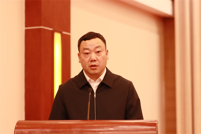 贾程 (1).JPG 贾程 (1).JPG